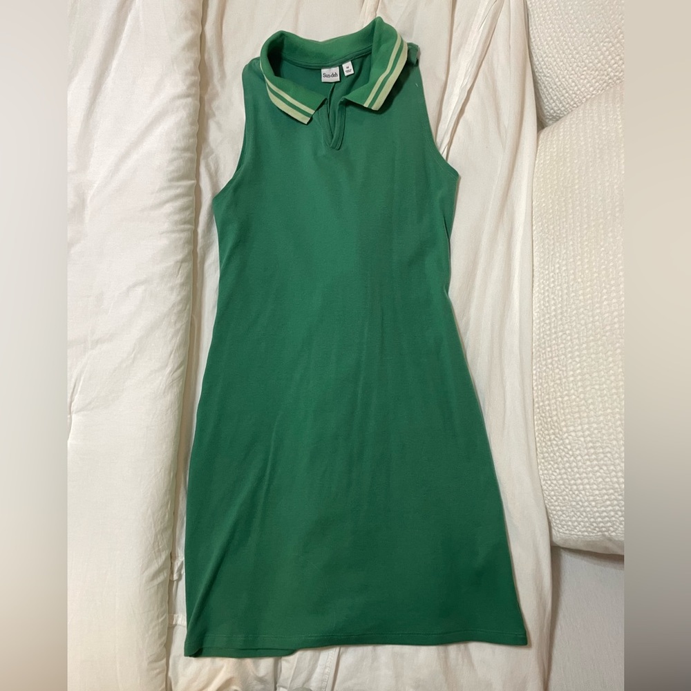 Aritzia Sun-deh tennis dress